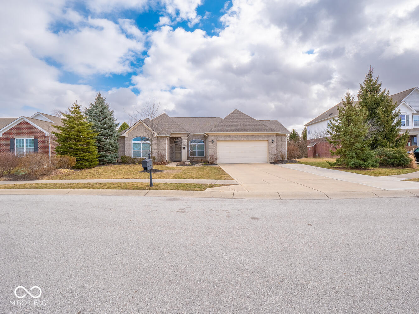 Photo of 3791 Harveys Path Greenwood, IN 46143