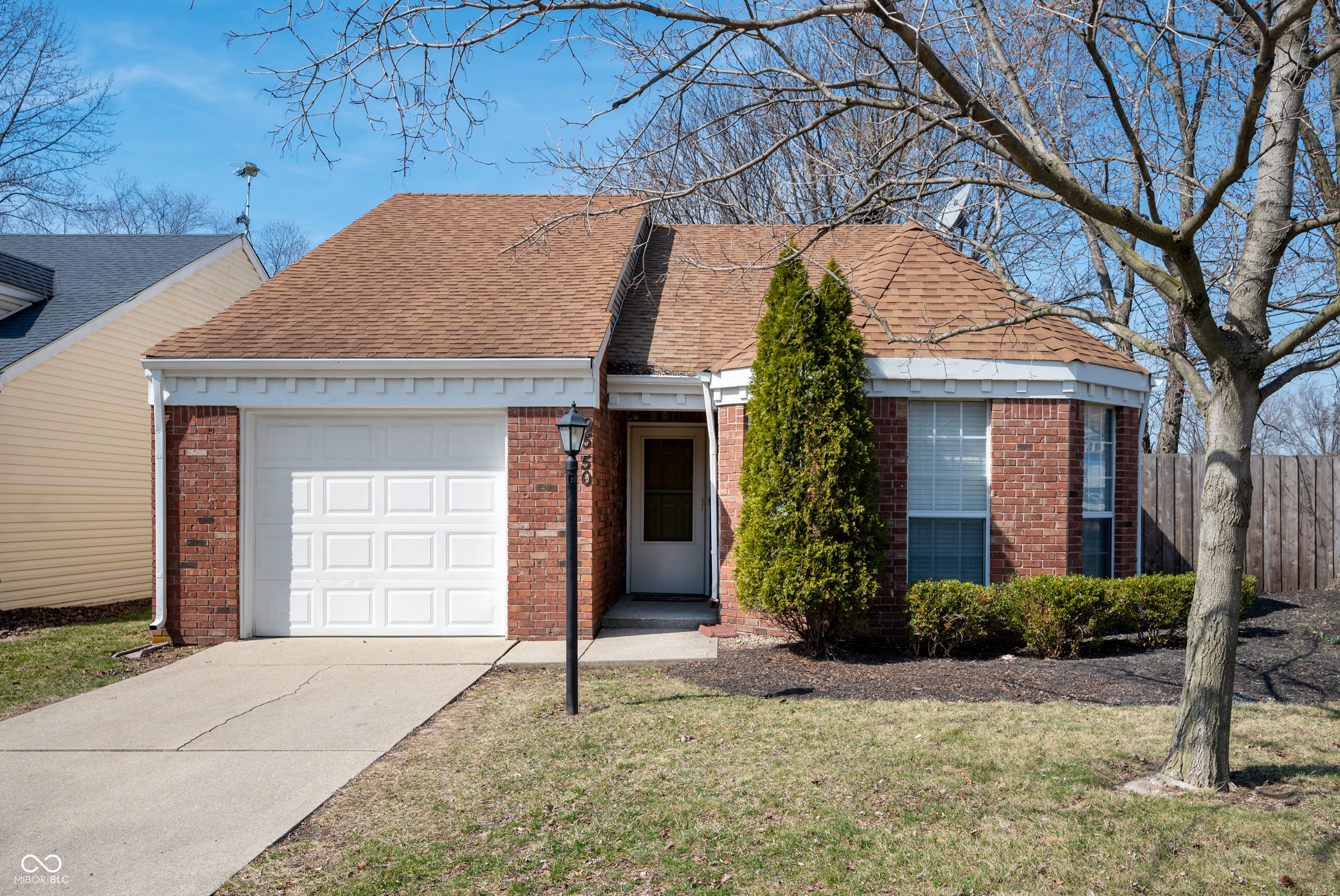 9550 Colony Pointe E Drive, Indianapolis