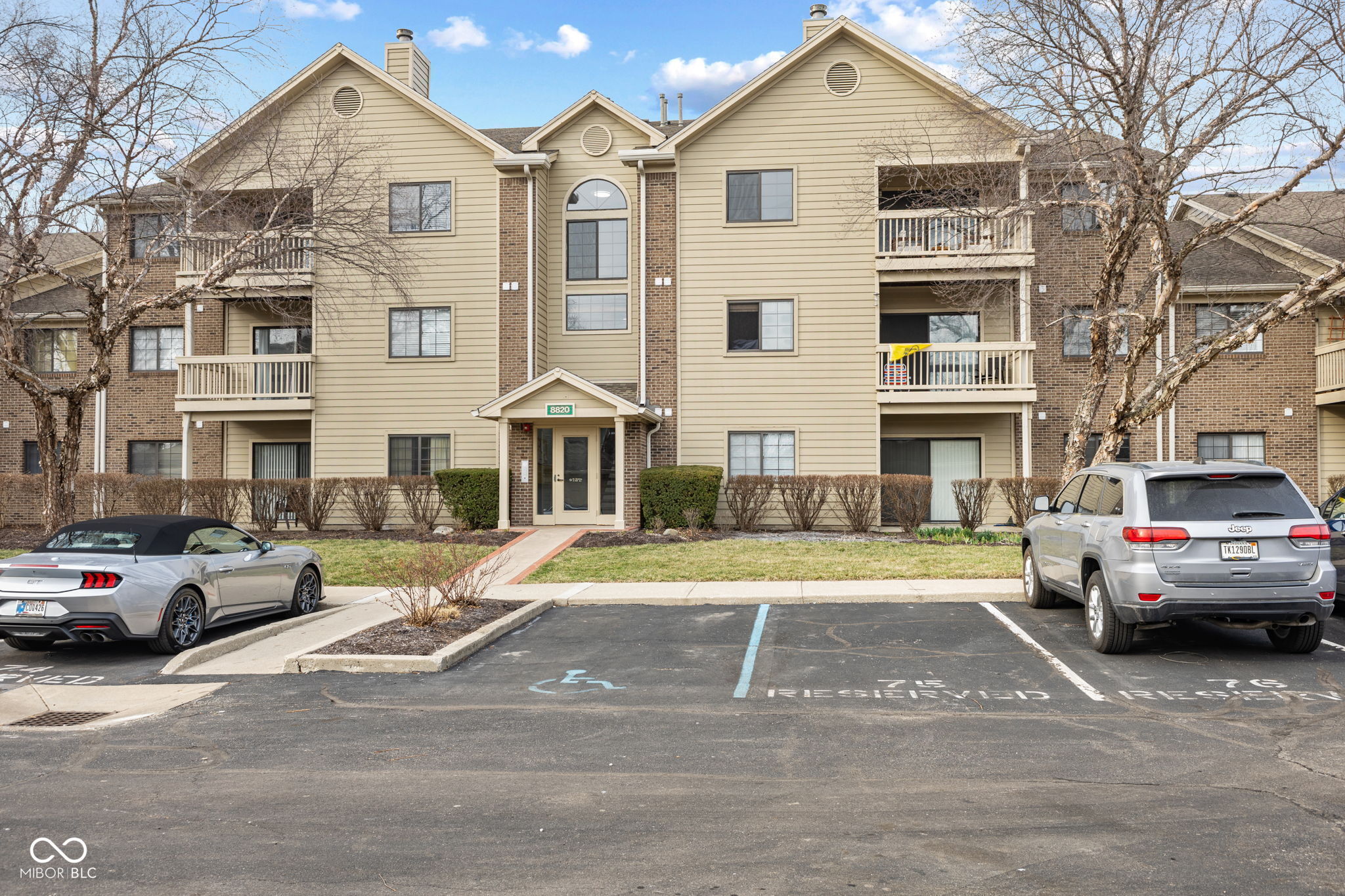 8820 Yardley Court Apt 309, Indianapolis