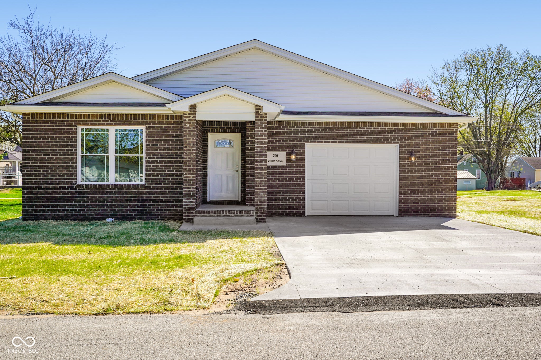 240 Western Parkway, Seymour