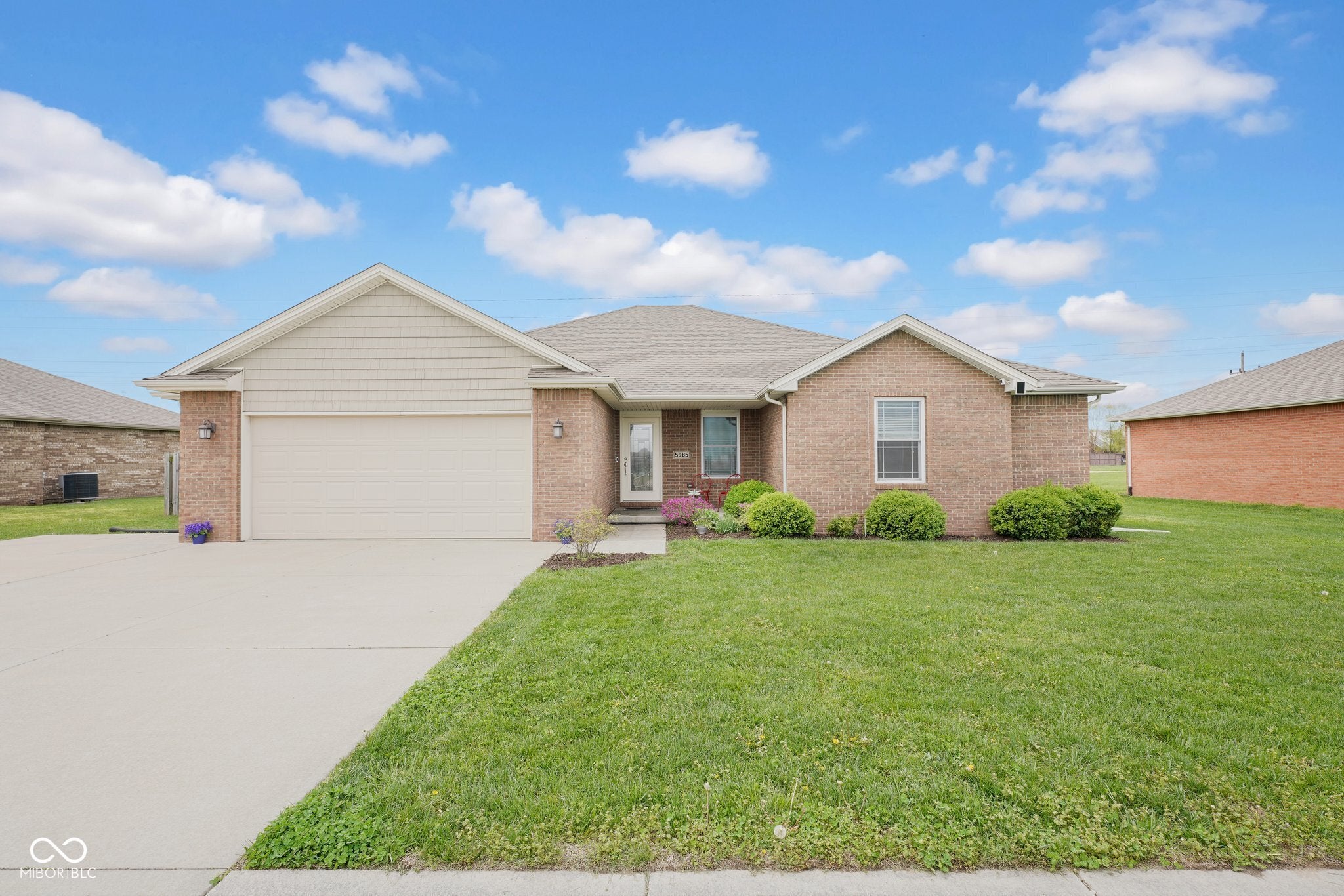 5985 Spring Meadow Lane, Seymour