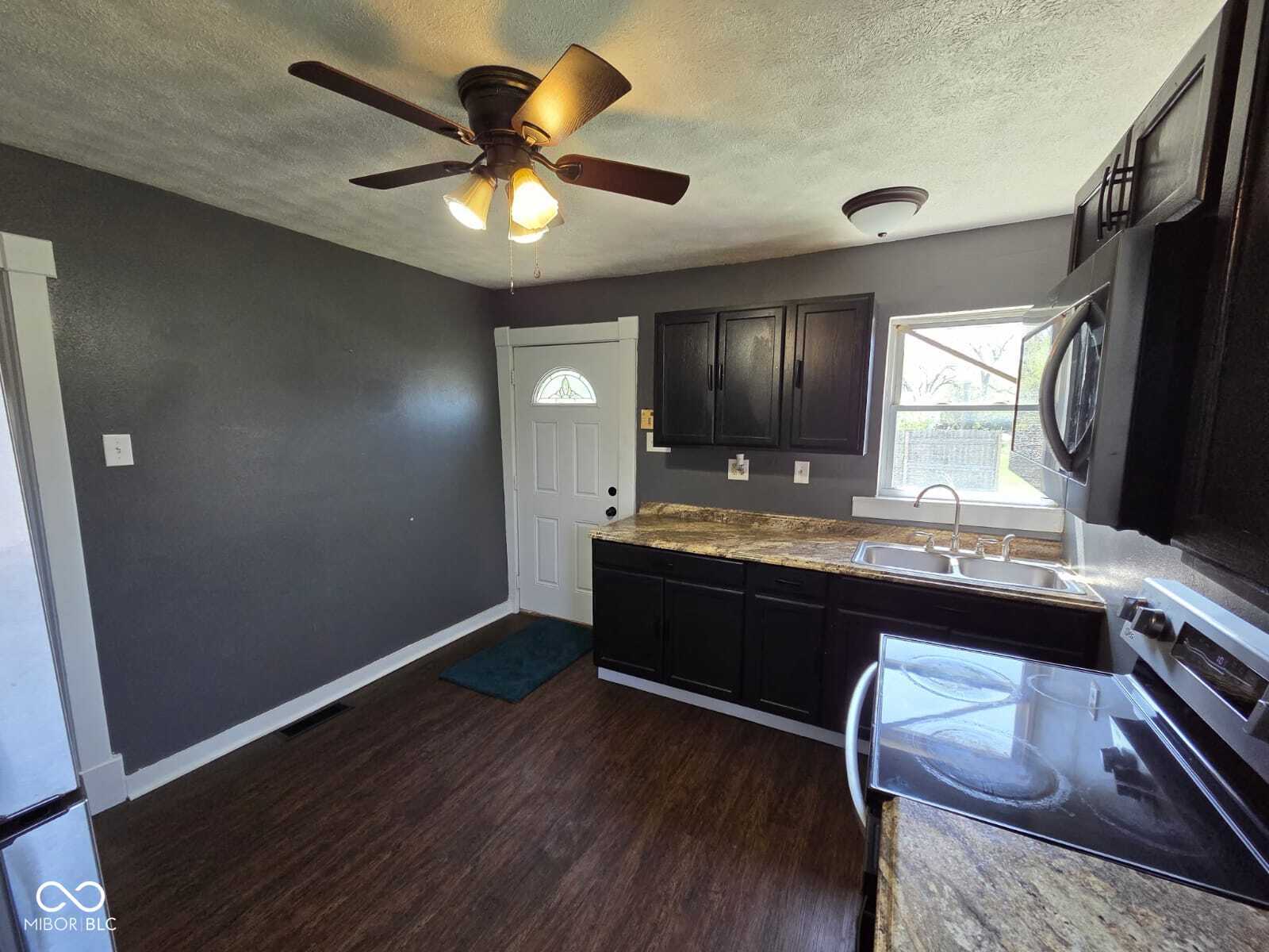 2819 W 16th Street, Indianapolis