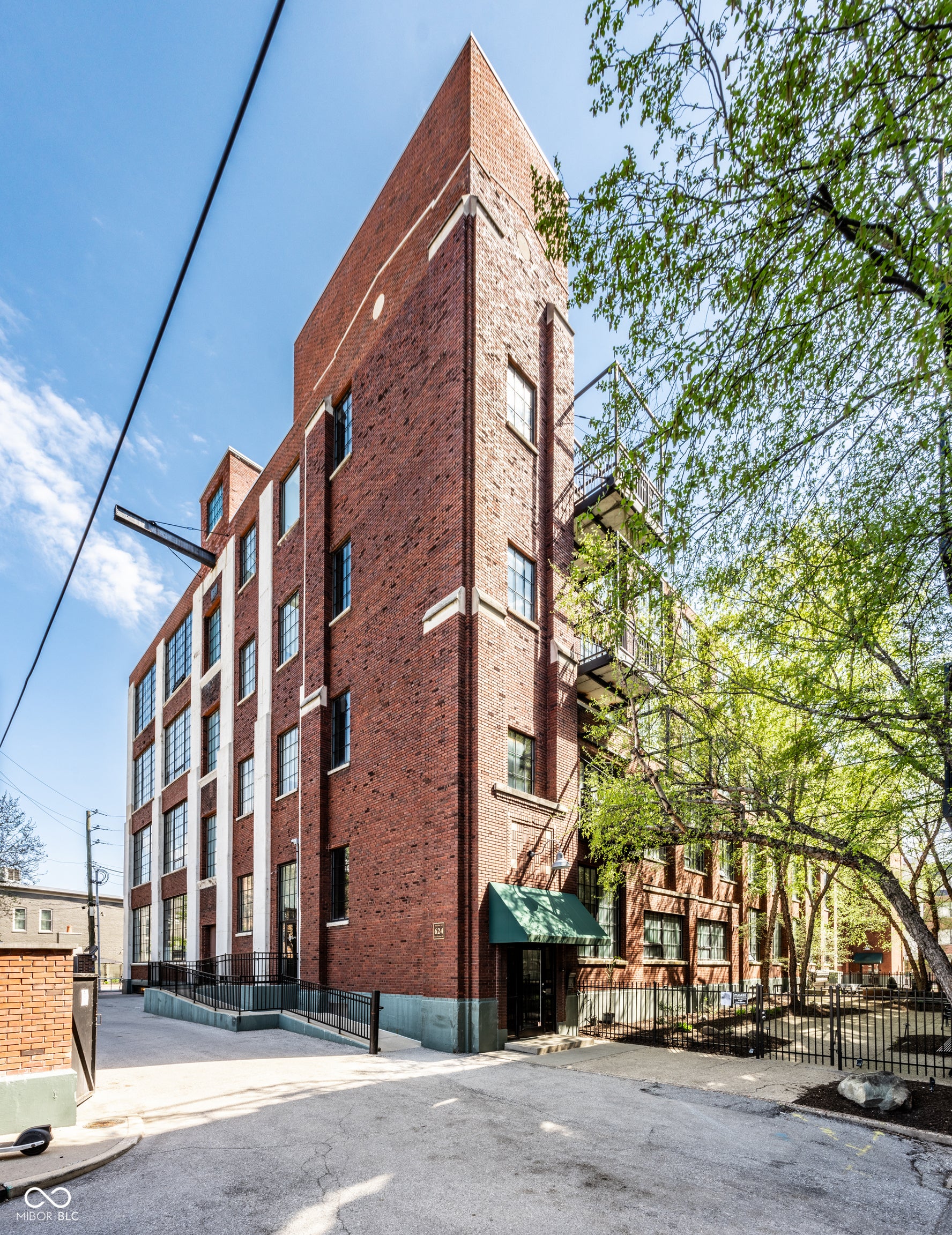 624 E Walnut Street 46, Indianapolis