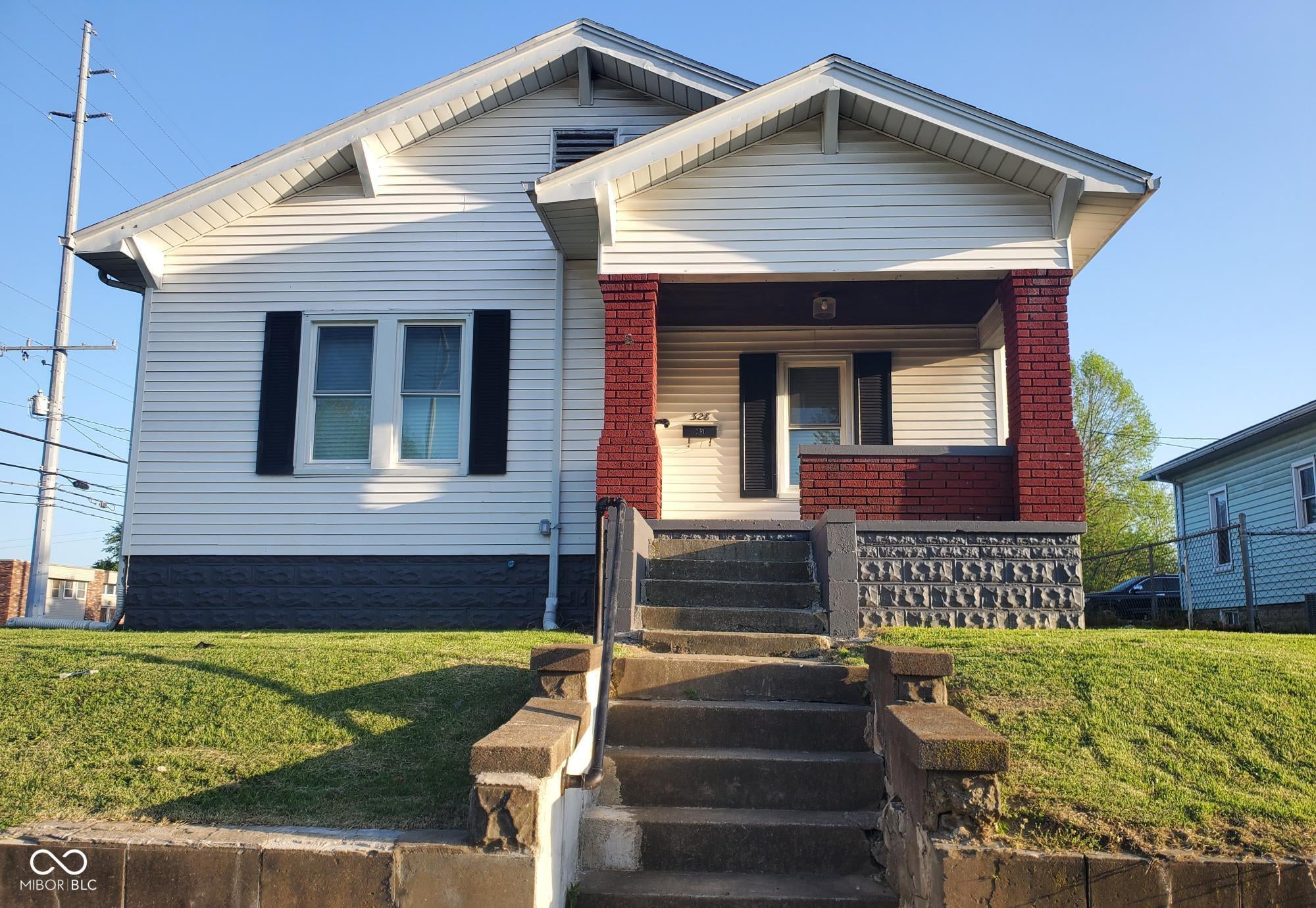 328 E Laurel Street, Seymour