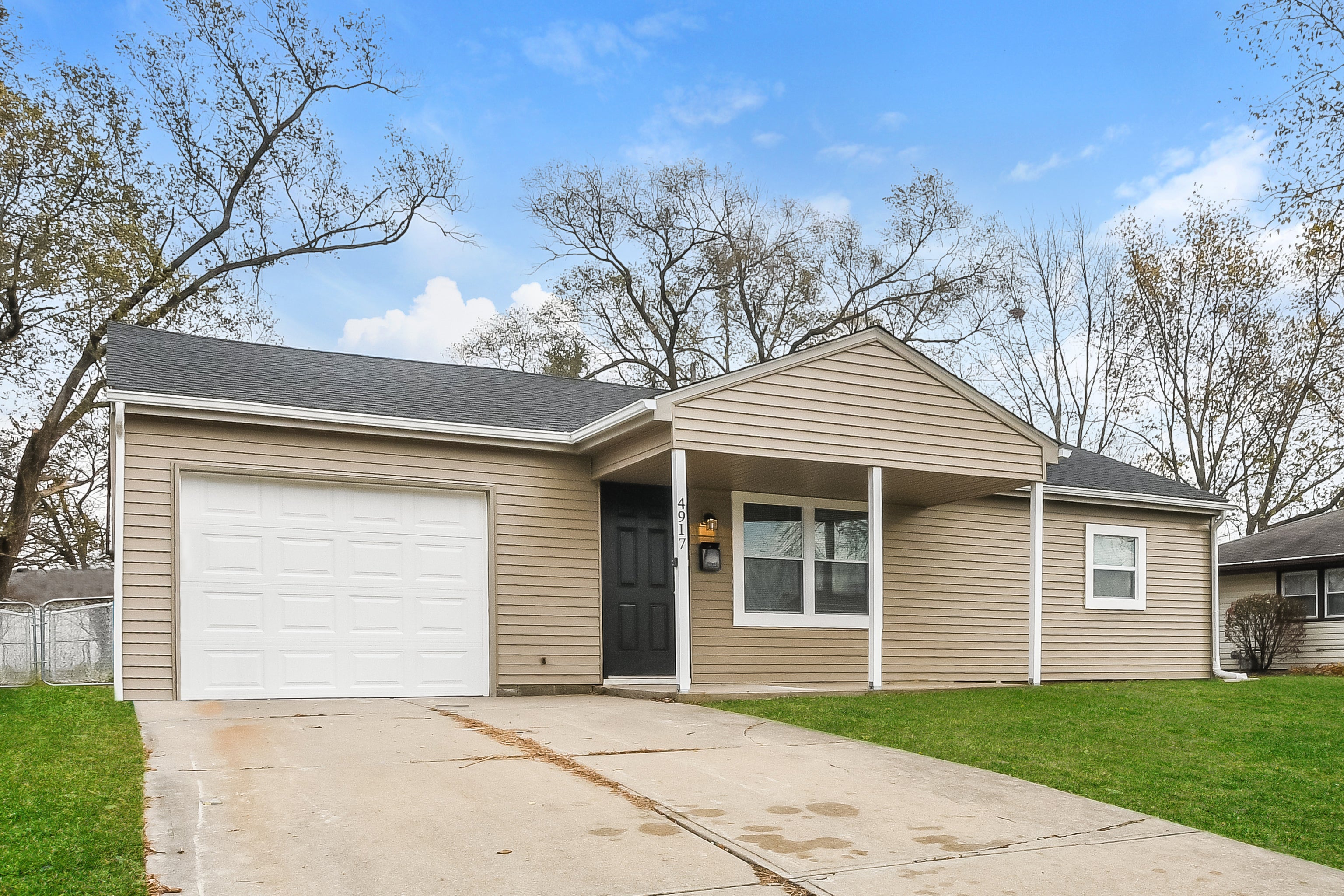 Photo of 4917 Barlow Drive Indianapolis, IN 46226