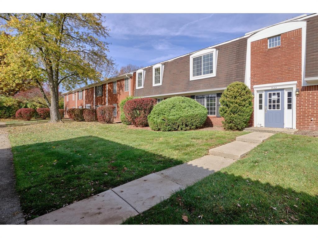 Photo of 922 Hoover Village Drive A Indianapolis, IN 46260