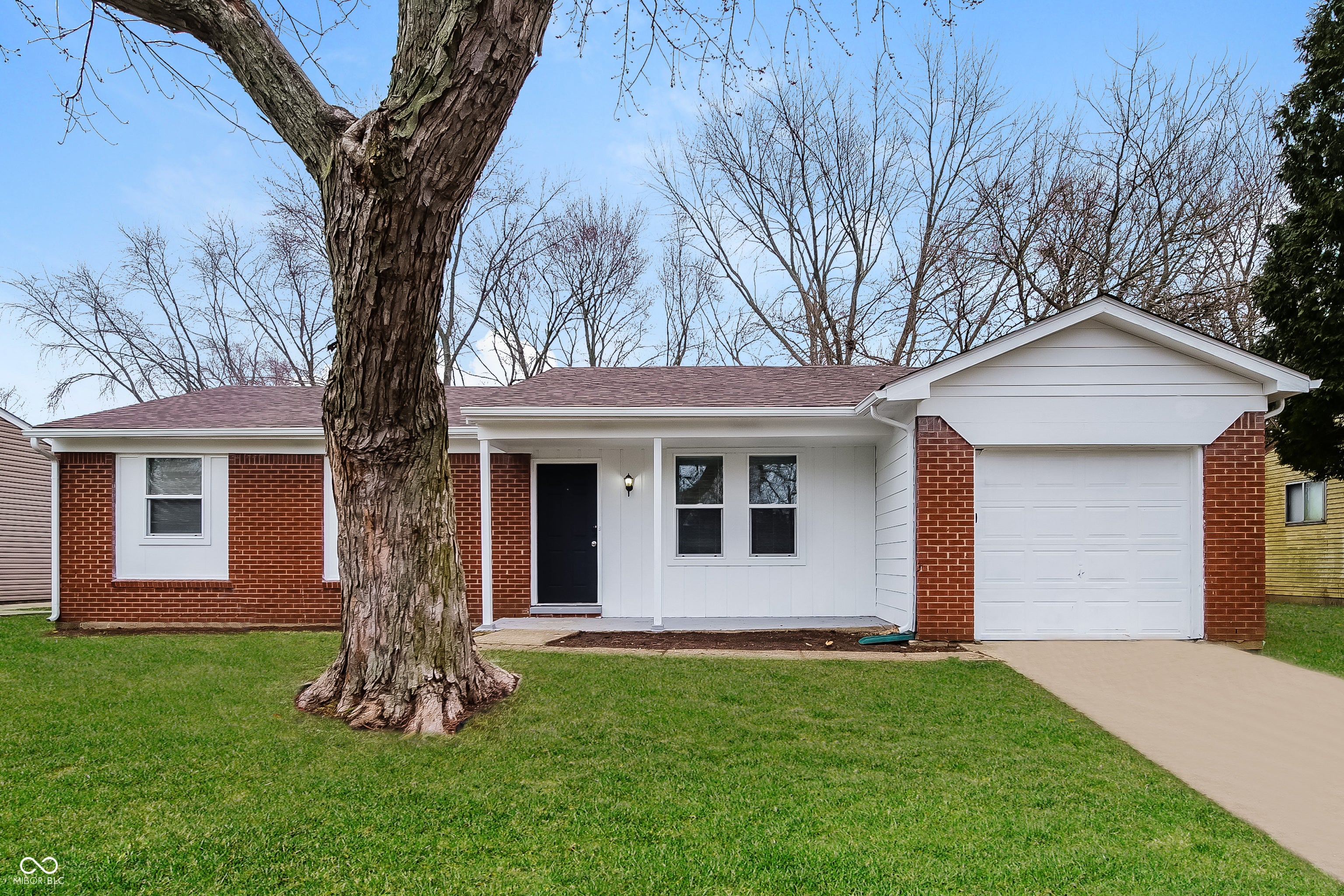 1521 Tina Marie Circle, Indianapolis