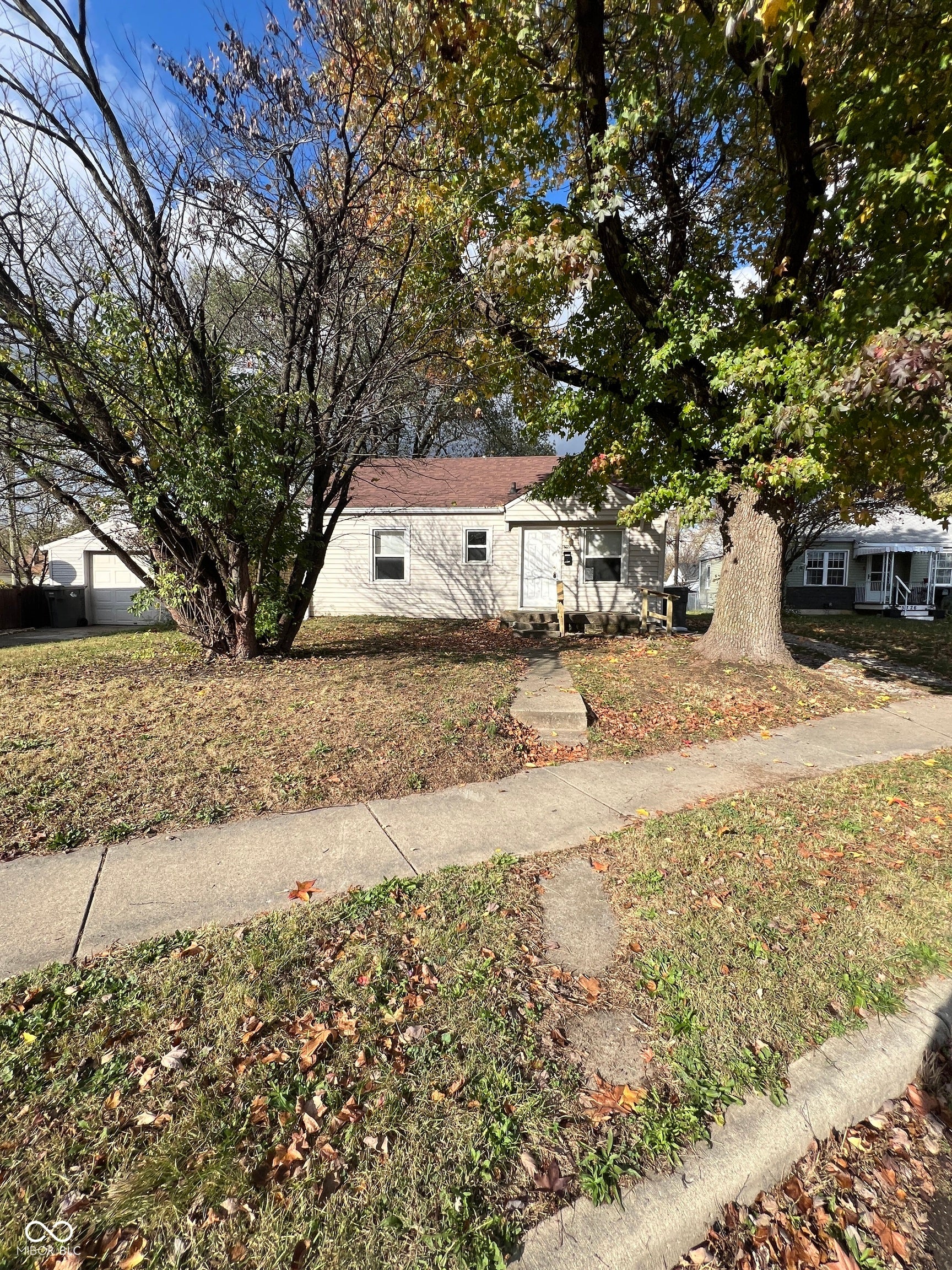 5322 E 19th Place, Indianapolis