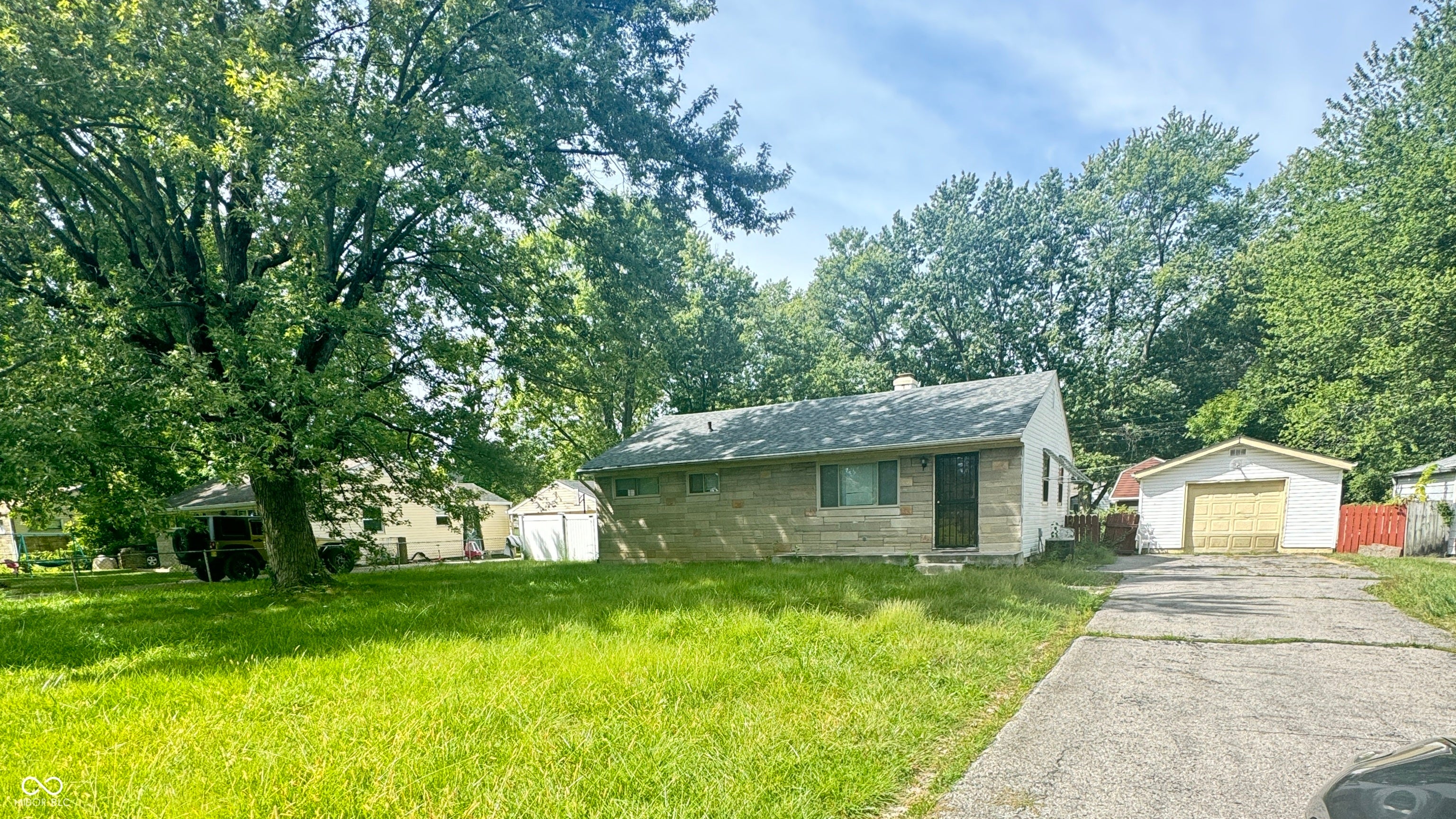 3526 N Edmondson Avenue, Indianapolis