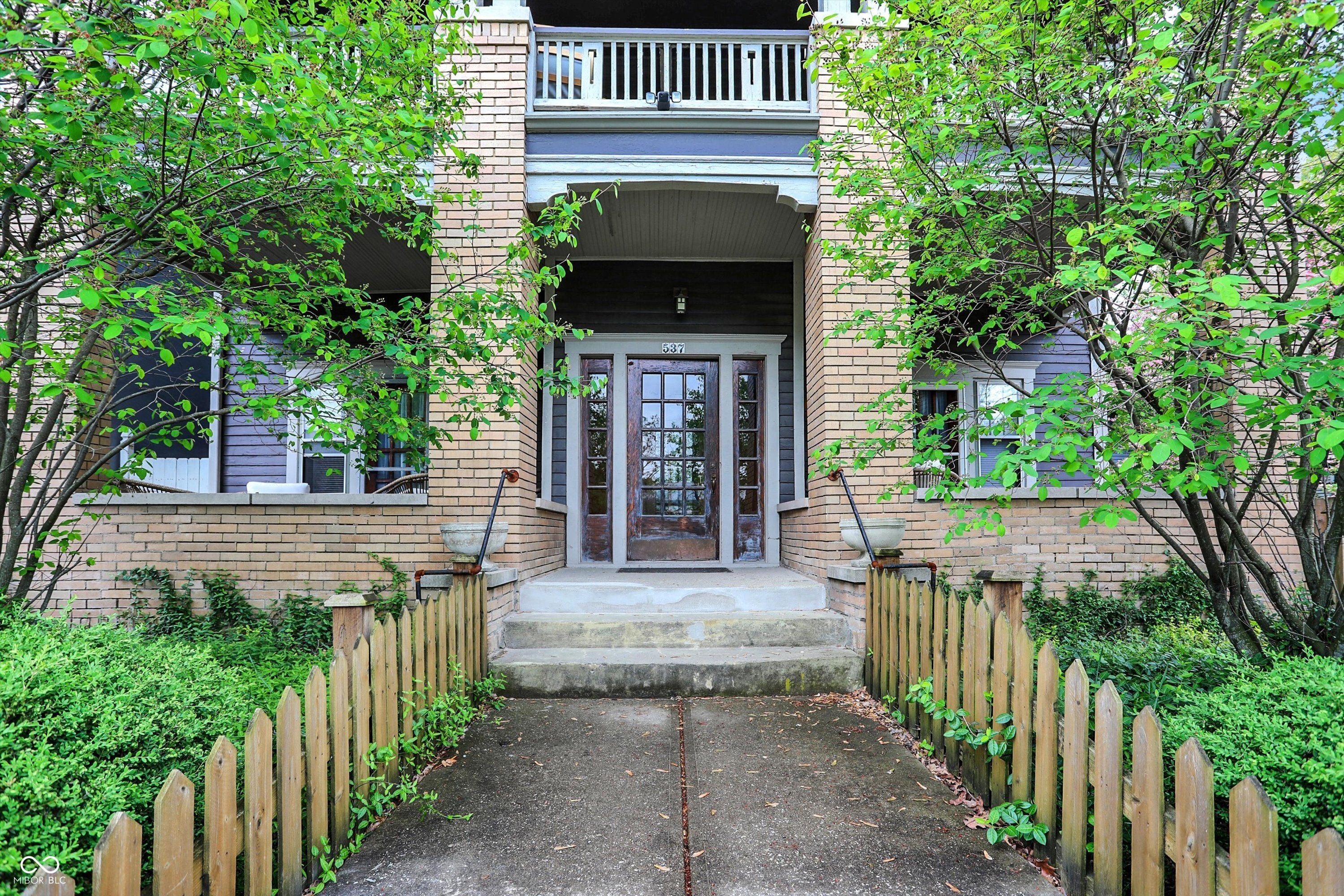 537 E 11th Street, Indianapolis