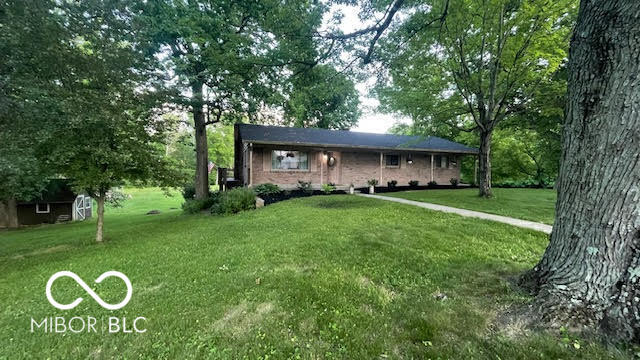 6537 Honeysuckle Lane, Indianapolis