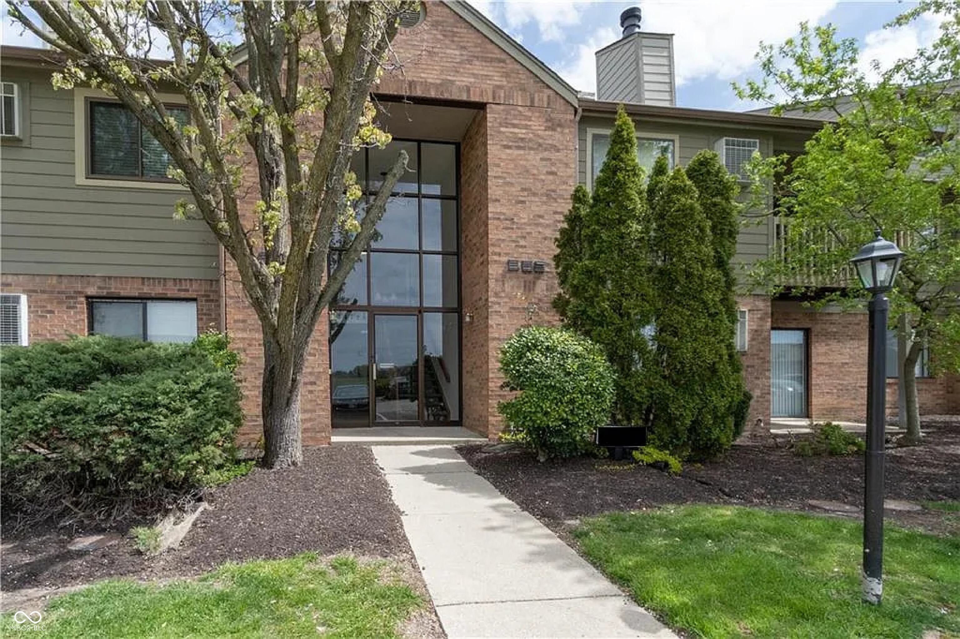 4540 Village Court 7, Indianapolis