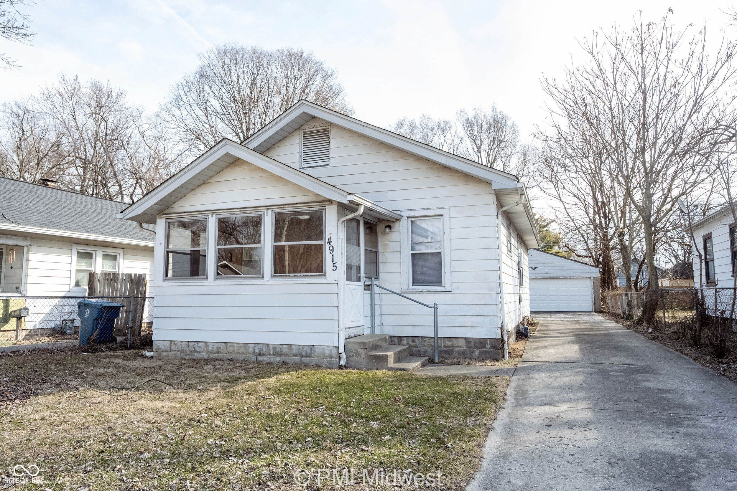 4915 Crittenden Avenue, Indianapolis