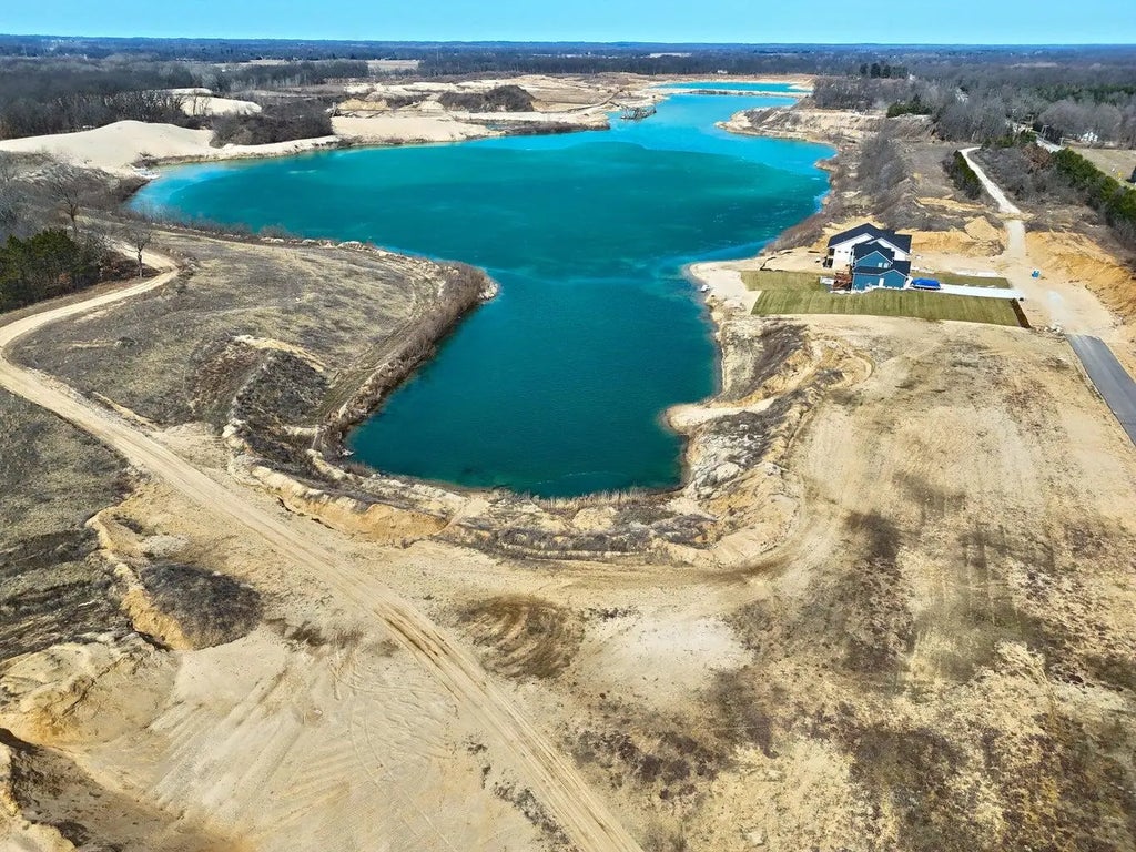 Vl Barron Lake Road, Niles