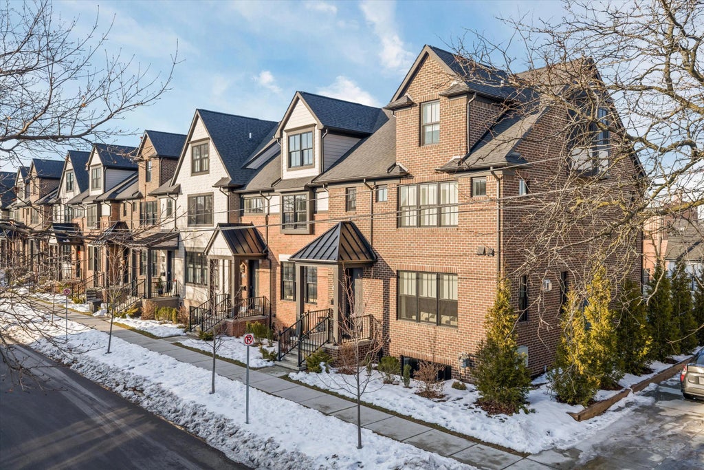 628 Maple Street, Plymouth