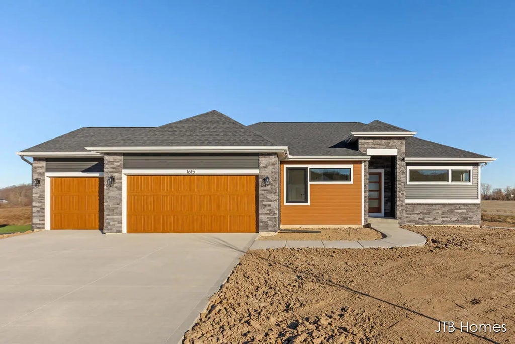 1615 Round Barn Drive, Hudsonville