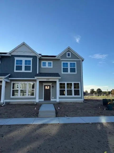 6108 Stahl 13, Spring Lake