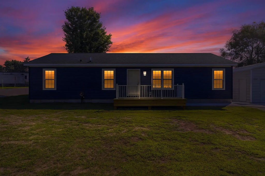 107 S Scott Street, Morley