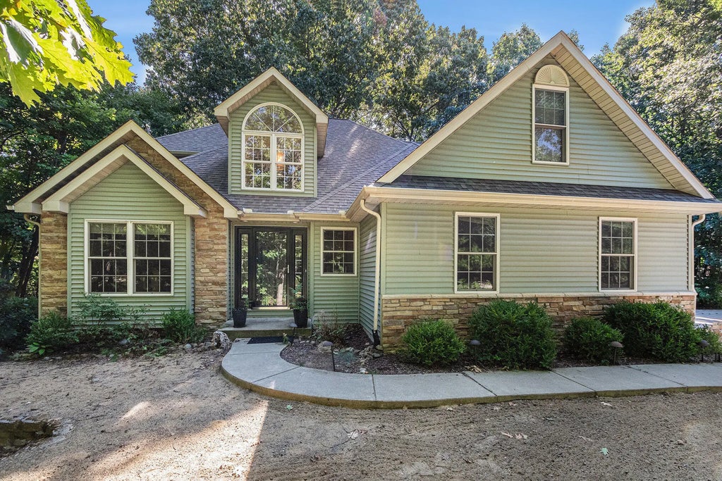 5477 Fairview Street, Stevensville