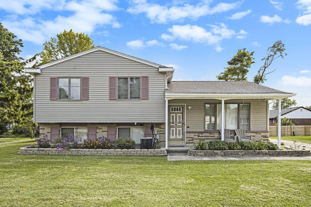 5931 Belard Street, Portage