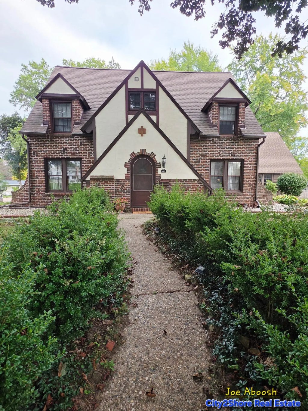 175 South Ridgeway Drive, Battle Creek