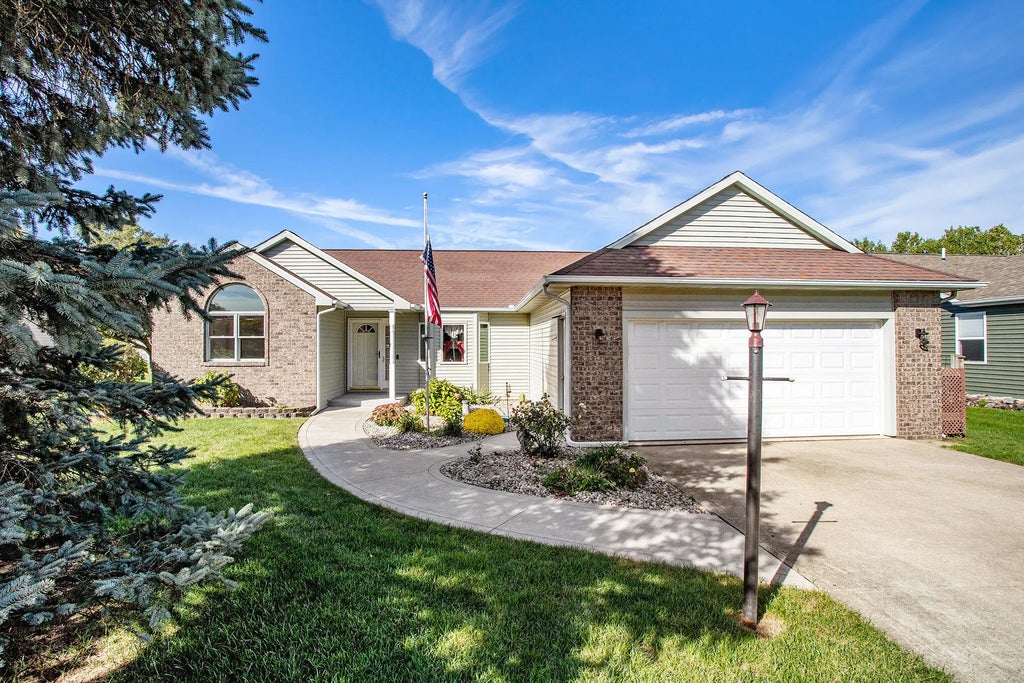 772 Marias Drive, Coldwater