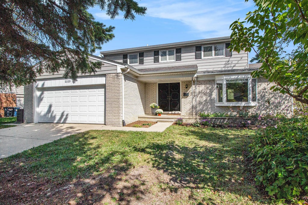 2225 Steeplechase Drive, Ann Arbor