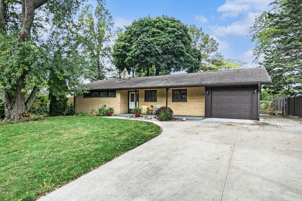 421 Cherokee Drive, Fremont