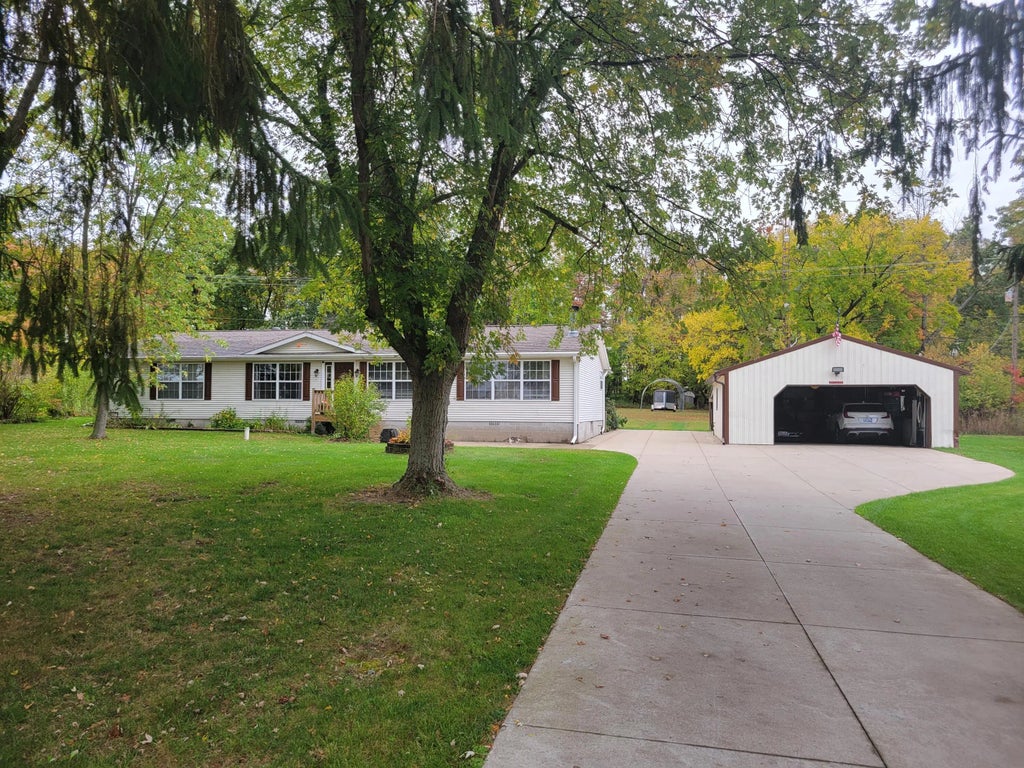 25652 18th Avenue, Gobles