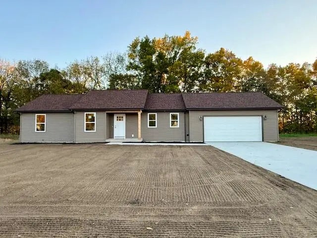3212 Signal Point Drive, Allegan