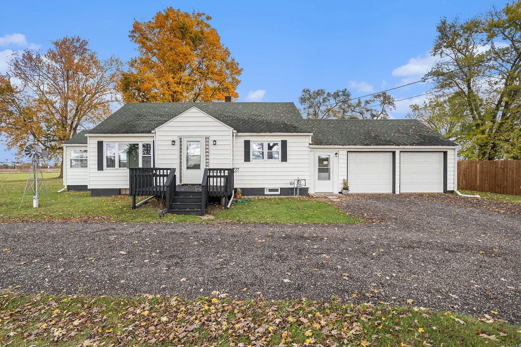 688 W Chicago Road, Bronson