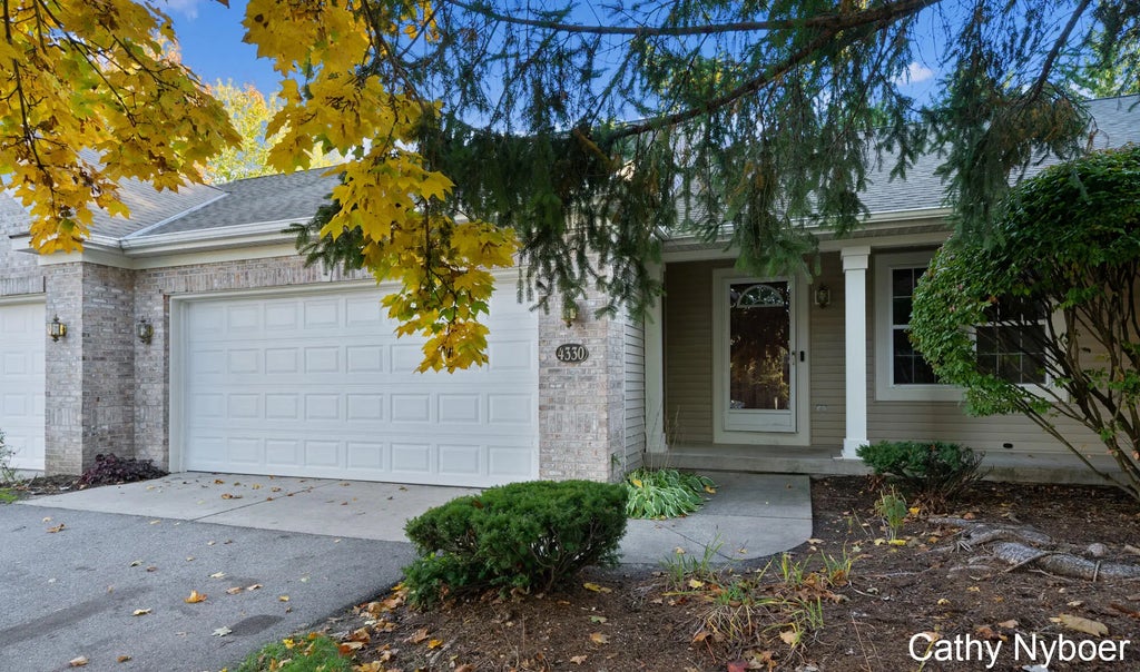 4330 Aspen Trails Drive, Grand Rapids