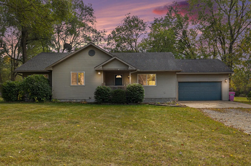 1270 Bowers Road, Lapeer