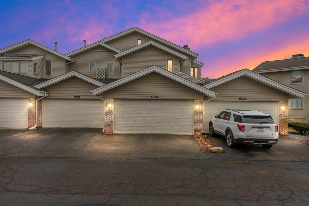 21082 Boulder Circle, Northville