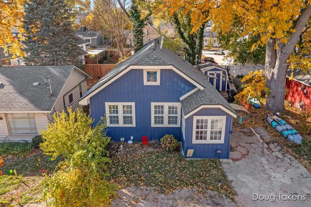 209 Rex Avenue, Spring Lake