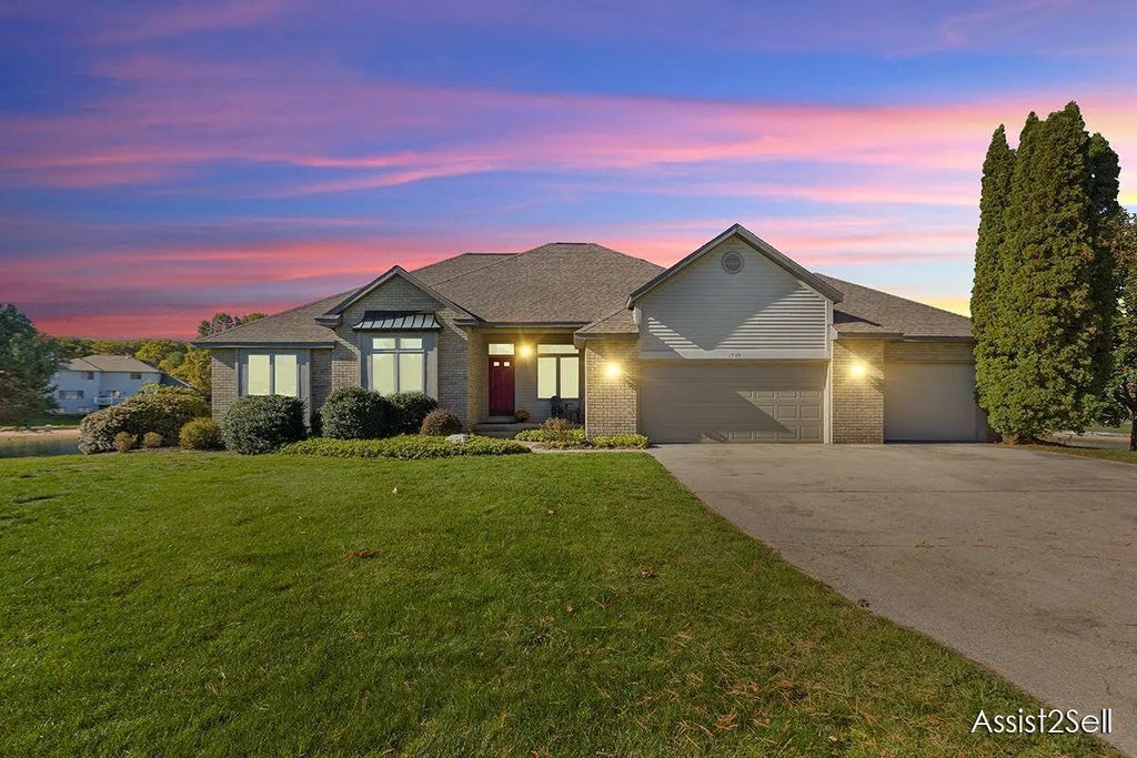 1909 Blue Isle Court, Holland