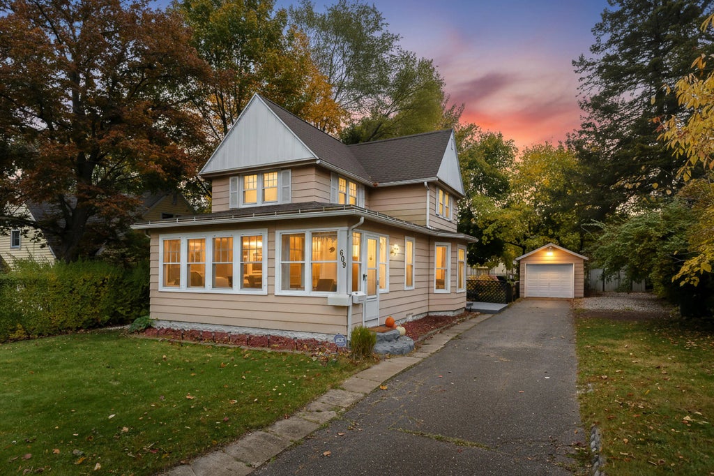 609 Parker Avenue, Kalamazoo