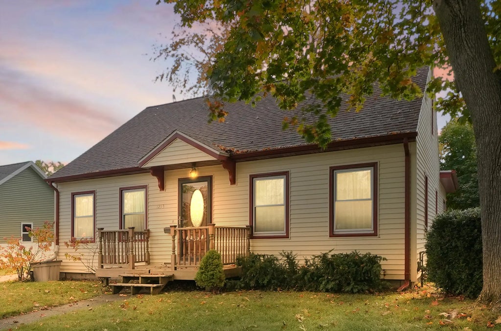 1213 Moulton Avenue, Muskegon