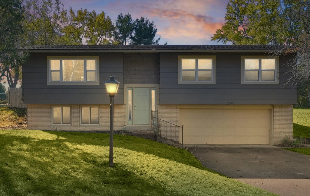 17912 Mohawk Drive, Spring Lake