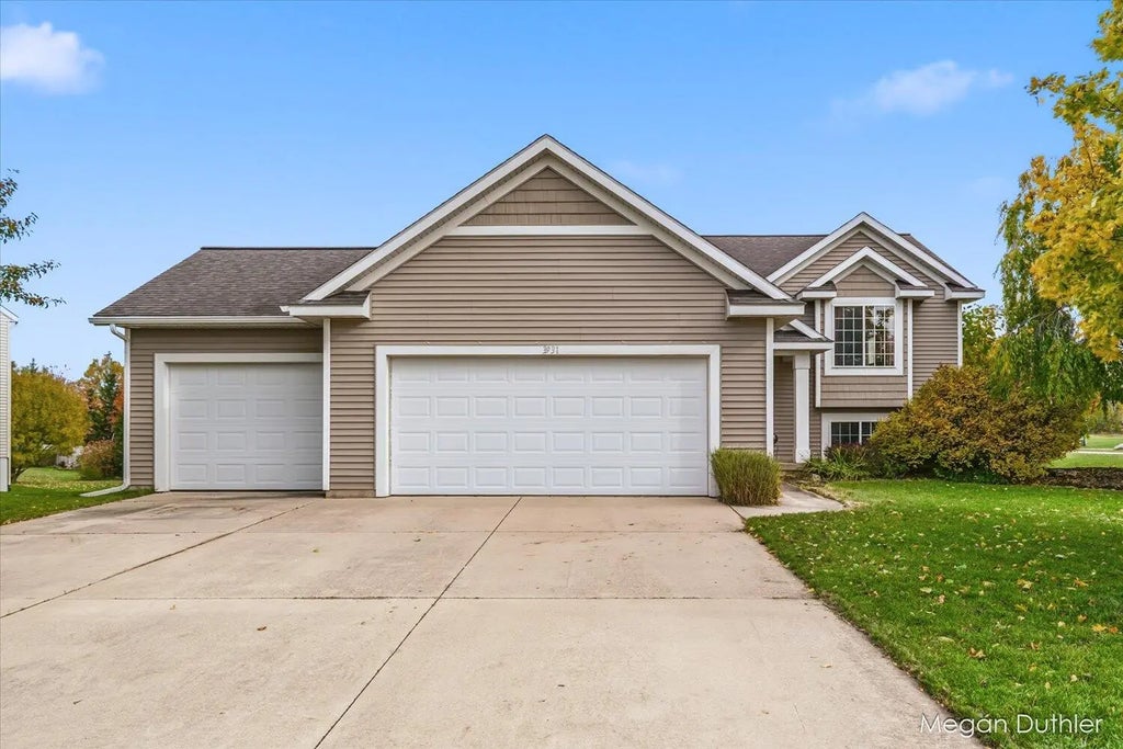 3931 Katie Court, Hudsonville