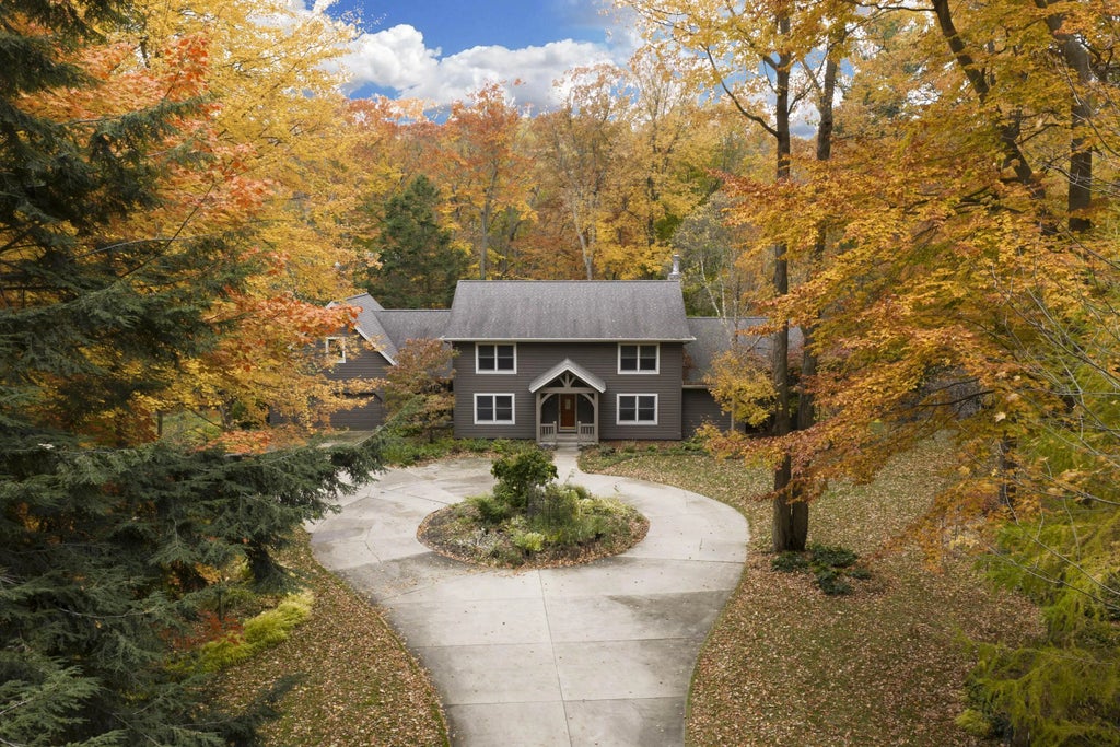 6142 Scenic Woods Circle, Muskegon