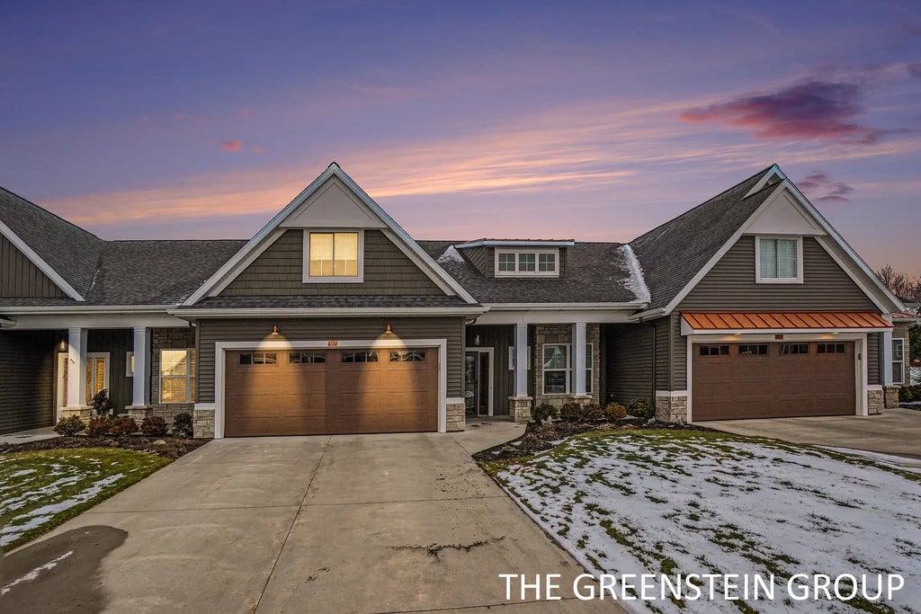 4709 Dune Grass Lane, Holland