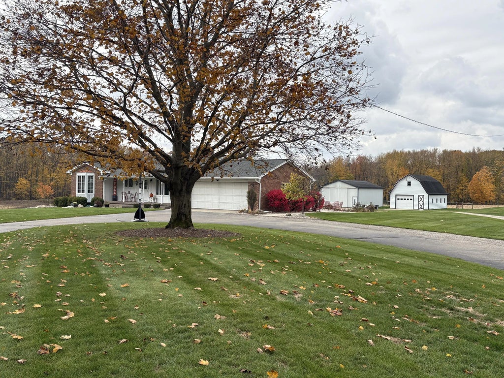 9277 Ivanrest Avenue, Byron Center