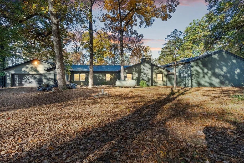 5323 Ann Arbor Road, Jackson