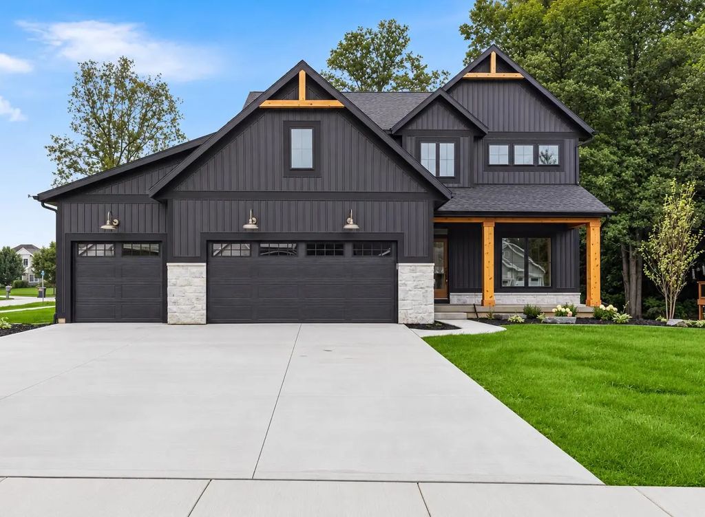 1934 Creekside Drive, Byron Center