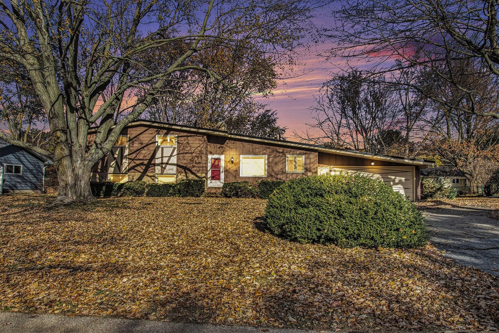 1215 Marlene Street, Holland