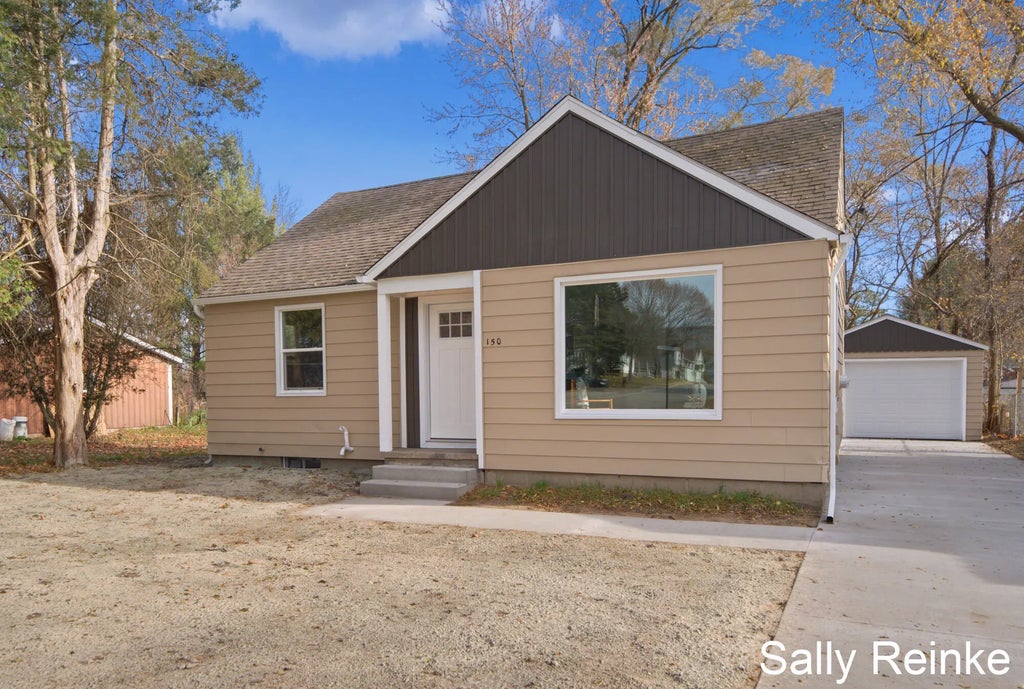 150 Martindale Street, Sparta