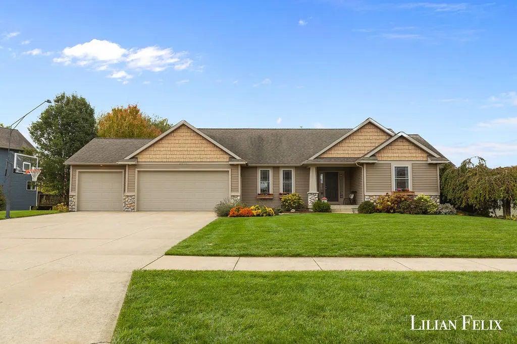 3518 Tearose Drive, Hudsonville