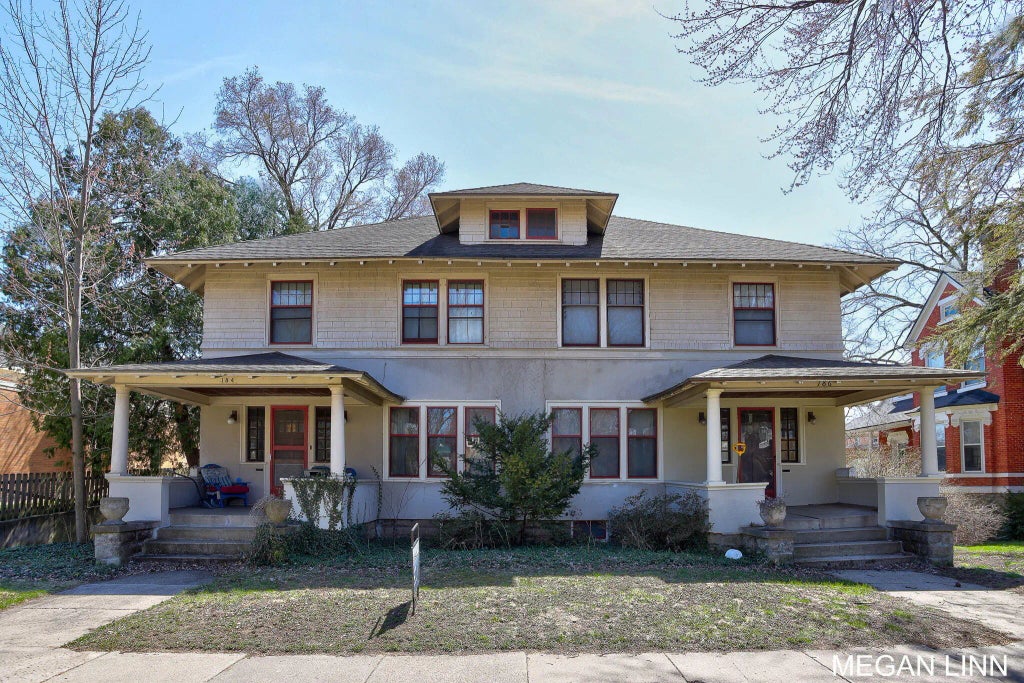 186 W 12th Street, Holland