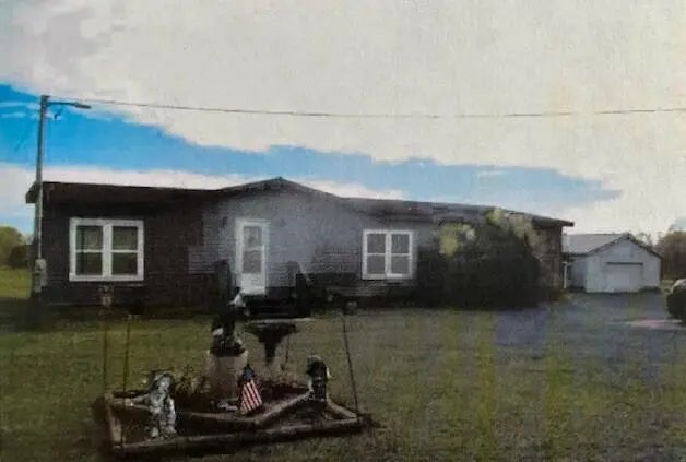 2866 N Reek Road, Custer